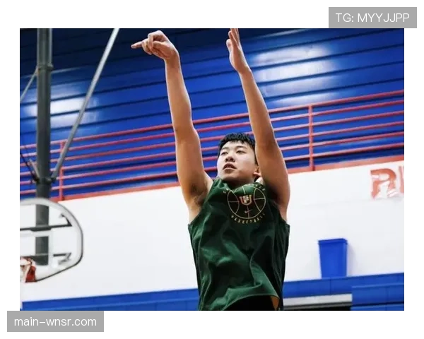 旧金山大学狂胜圣克鲁兹分校45分 王俊杰高效贡献9分4篮板